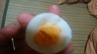 フライパンで、ゆで卵を作る方法、その４